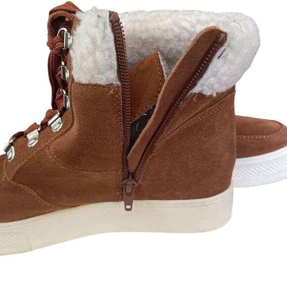 Steve Madden Lakes Wedge Sneaker Faux Fur Sherpa Trim Cognac Suede 8.5M Women's - Picture 3 of 13